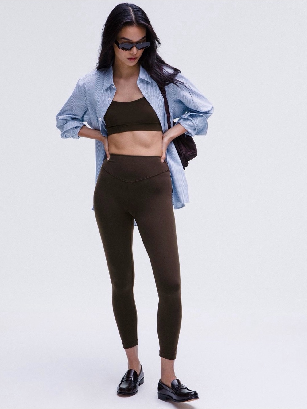 Lululemon Athletica - Wunder Under SmoothCover HR Tight 25” - Espresso, size 6